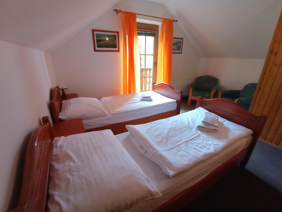 Ranc Kostelany Hotel Kroměříž Buitenkant foto